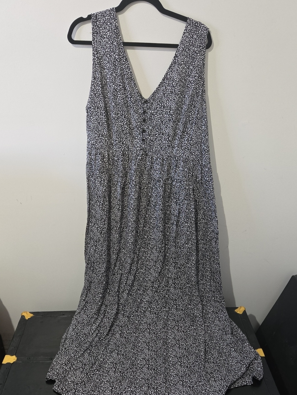 Penningtons Ladies Size 26 Maxi Dress